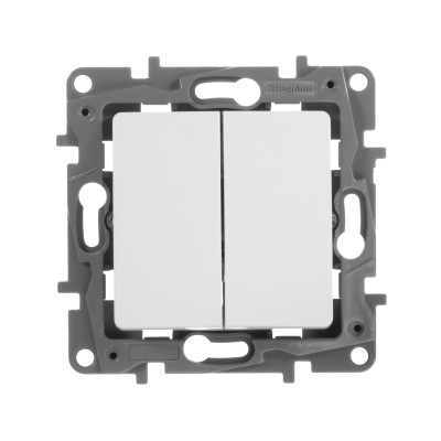 Legrand Переключатель двухклавишный - Legrand Etika - 10A 250В безвинтовые зажимы - белый, 672212