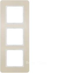 10136182 -  Рамкa, Q.7, 3-местная, цвет: белый, Berker