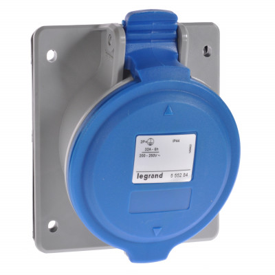 Legrand Встраиваемая наклонная розетка - P17 Tempra Pro - IP 44 - 200/250 В~ - 32 A - 2К+З, 555284