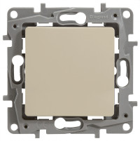 Legrand Выключатель одноклавишный - Legrand Etika - 10А 250В безвинтовые зажимы - слоновая кость, 672301