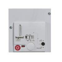 Legrand DPX? 630 Мотор привод фронтальный 230 В, 422630 Legrand DPX? 630 Мотор привод фронтальный 230 В, 422630