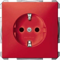 SD Розетка со шторками 2К+З 16А 250В~, рубиновый