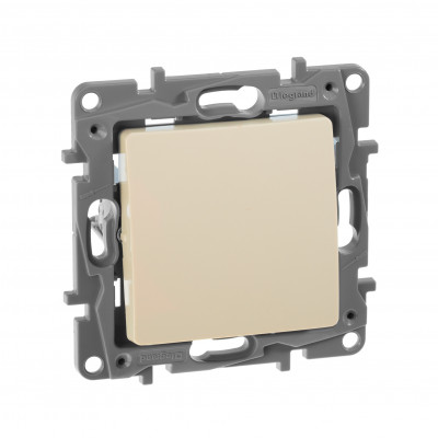 Legrand Переключатель одноклавишный - Legrand Etika - 10А 250В безвинтовые зажимы - слоновая кость, 672305