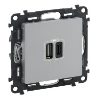 Legrand Valena LIFE.Зарядное устройство с двумя USB-разьемами тип A-тип С 240В/5В 3000мА.С лицевой панелью.Цвет Алюминий, 753306 Legrand Valena LIFE.Зарядное устройство с двумя USB-разьемами тип A-тип С 240В/5В 3000мА.С лицевой панелью.Цвет Алюминий, 753306