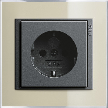 Gira Розетка 2к+з, матовый антрацит - песочный, серия Event Clear