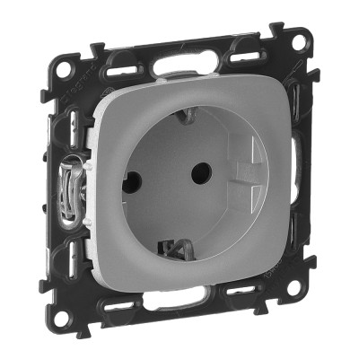 Legrand Valena ALLURE.Силовая розетка 2К+З 16А 250В с лицевой панелью.Винтовые зажимы.Алюминий, 753924