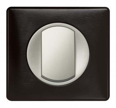 Legrand Выключатель 1-клавишный, вставка - титан,  металлик - Карбон, серия Celiane