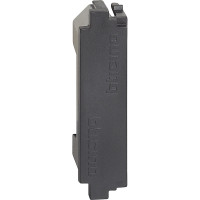 K4949 Bticino LIVING NOW. Заглушка 0.5 модуля., K4949