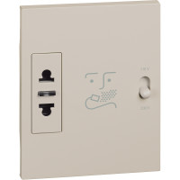 KM4177 Bticino LIVING NOW. Розетка для электробритв 230В-127/230В 20ВА 3 модуля.Цвет Песочный., KM4177