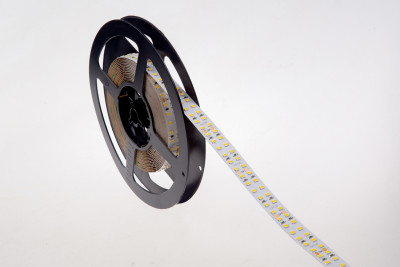 Donel,Светодиодная лента,нейтральный, самоклейкая, 240 д/м 4000K, 19,2W/m, 1440 Lm/m, DC24V, IP20,CRI>95, Уп. 5 м.,Серия:DN8SSL, DN18286NWRA95