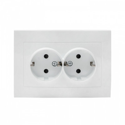 Валенсия розетка 2-местная с/з 16А белая с защ. штор. EKF PROxima