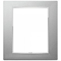 20668.C13 - Vimar Накладка классика для 8 модулей серебро матовое