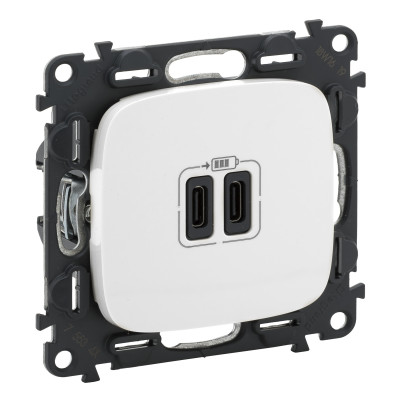 Legrand Valena ALLURE.Зарядное устройство с двумя USB-разьемами тип С-тип С 240В/5В 3000мА.С лицевой панелью.Цвет Белый, 755345