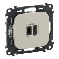 Legrand Valena ALLURE.Зарядное устройство с двумя USB-разьемами тип С-тип С 240В/5В 3000мА.С лицевой панелью.Цвет Слоновая кость, 755346 Legrand Valena ALLURE.Зарядное устройство с двумя USB-разьемами тип С-тип С 240В/5В 3000мА.С лицевой панелью.Цвет Слоновая кость, 755346